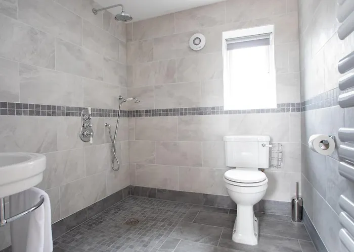 The Old Doghouse * York