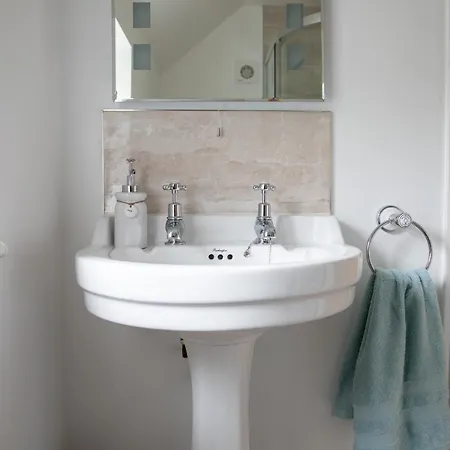 Vakantiehuis The Old Doghouse *