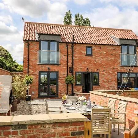 Nyaraló The Old Doghouse *