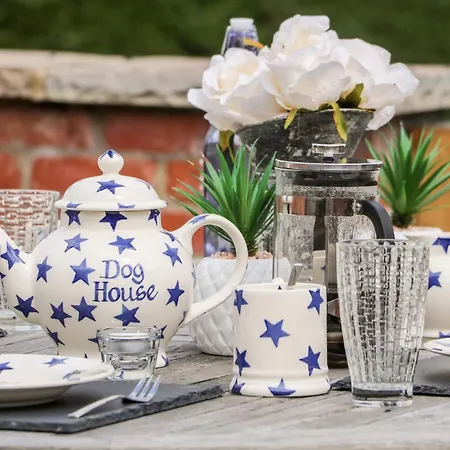 The Old Doghouse Vakantiehuis